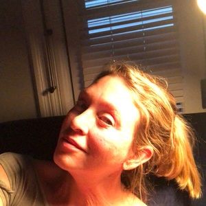 Meet your Posher, Anne